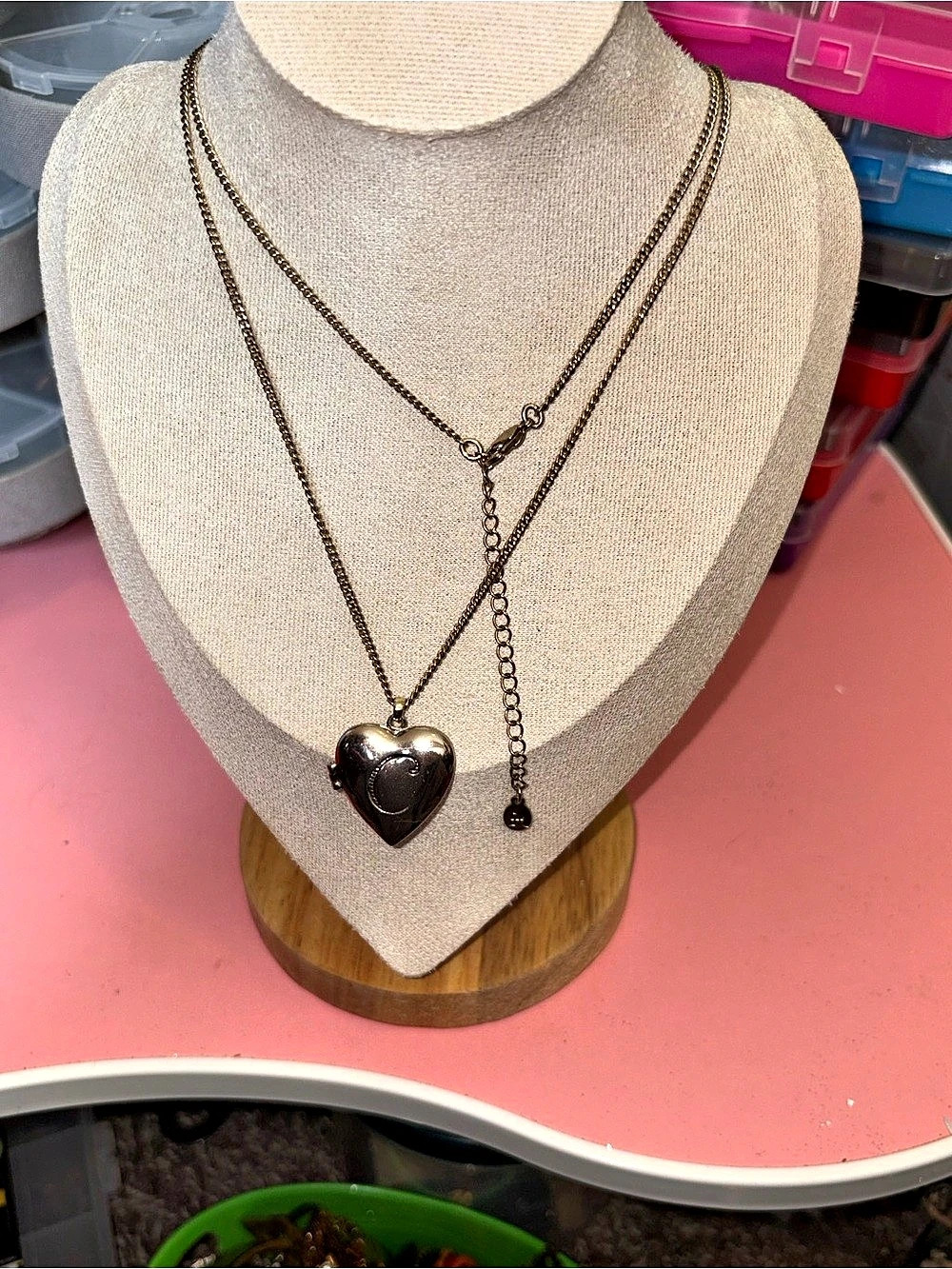 AEO Heart Pendant Necklace in Silver